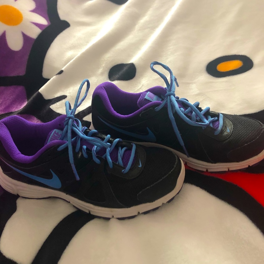 Nike Revolution 2 womens running shoes
